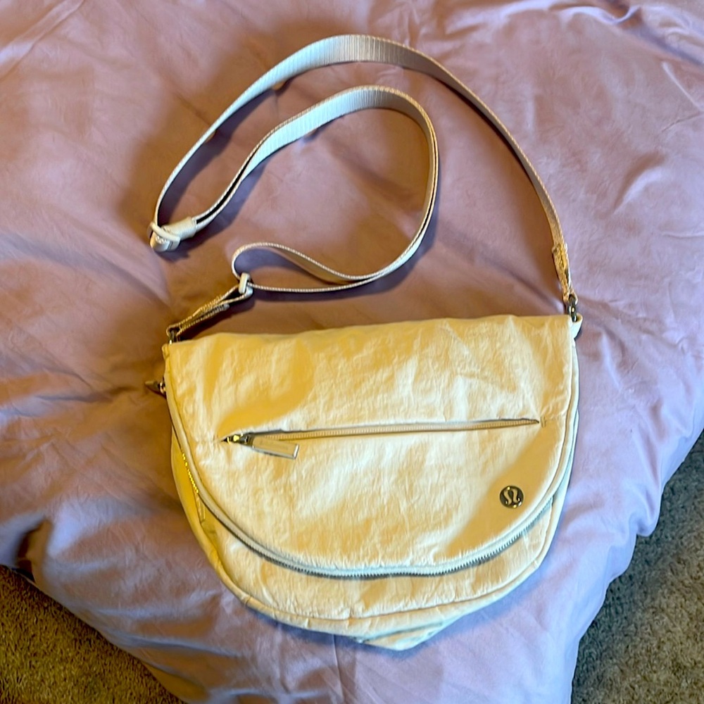 Lululemon Bag white
